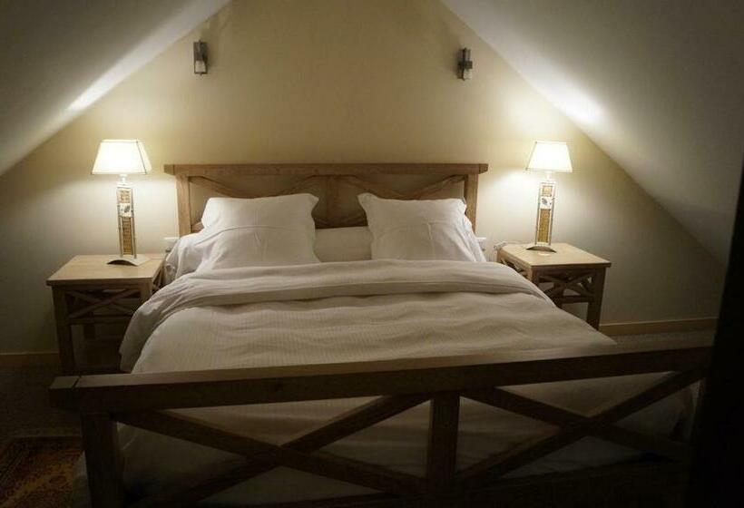 غرفة عائلية, L’antilope