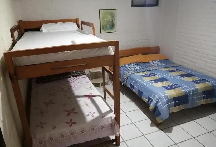 חדר משפחתי, Casa Hospedaje Playas