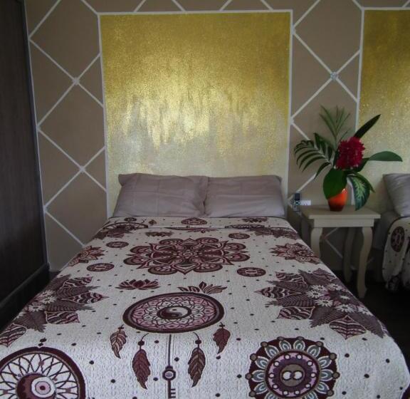 Номер Стандарт Вид на Озеро, Posada Yaxche