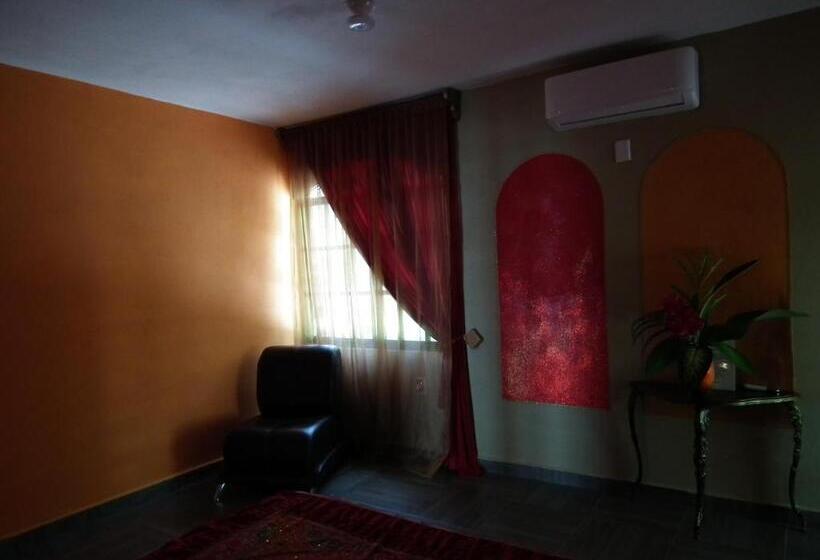 Номер Стандарт, Posada Yaxche