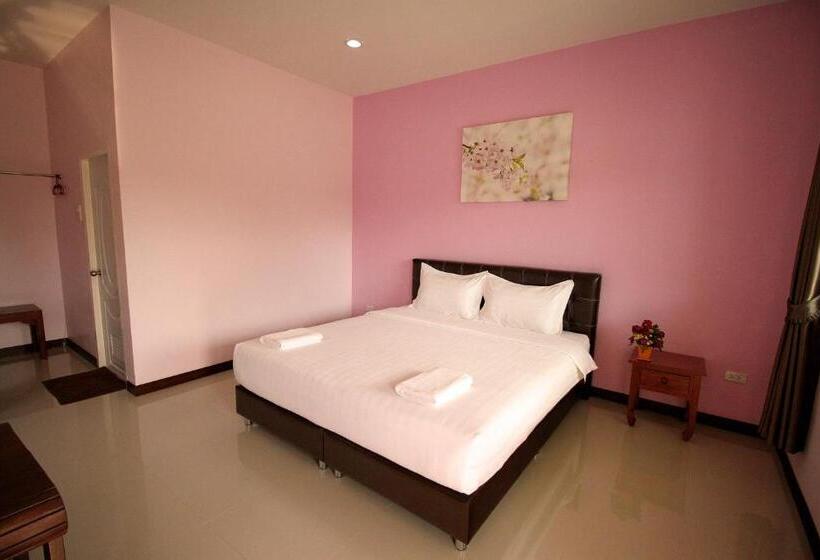 バルコニー付きスタンダードルーム, Khaohom Resort