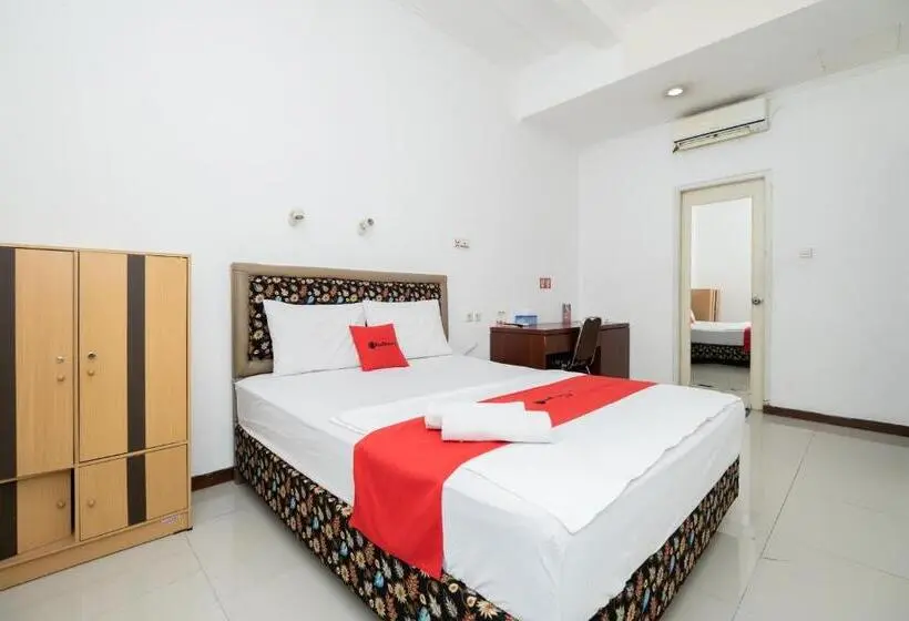 エコノミールーム, Reddoorz Near Bukit Darmo Golf