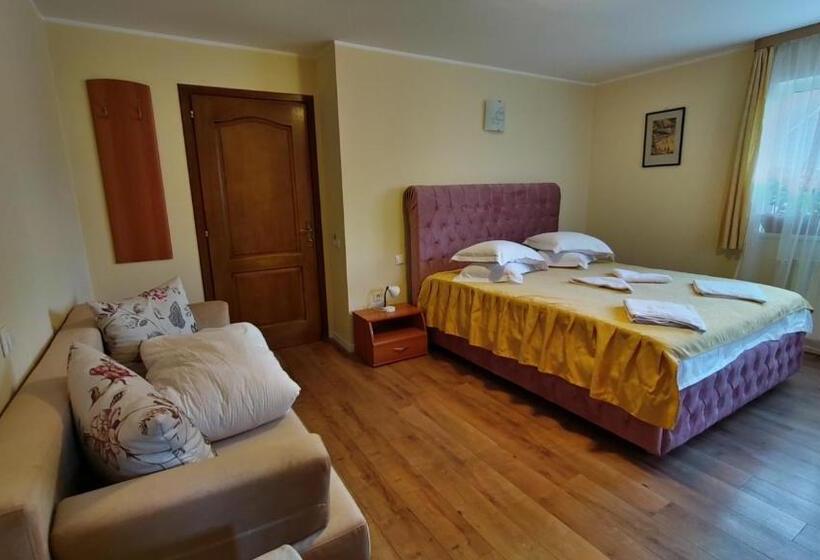 اتاق استاندارد سه نفره, Pension Tui