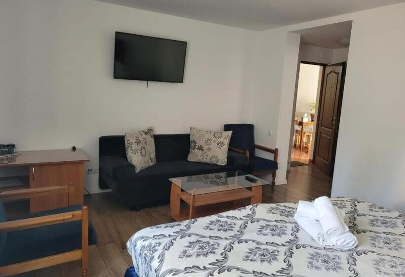 اتاق استاندارد سه نفره, Pension Tui