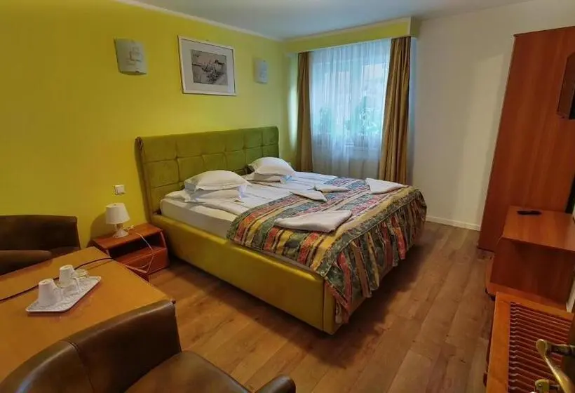 اتاق استاندارد, Pension Tui