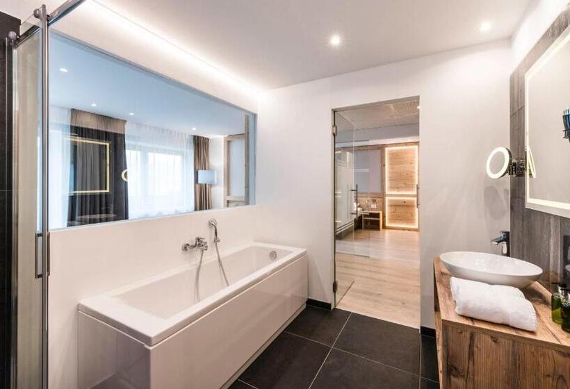 Полулюкс, Tuberis Nature & Spa Resort