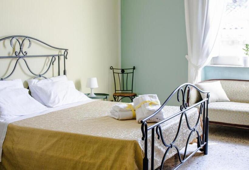 اتاق استاندارد سه نفره, Bellaqua