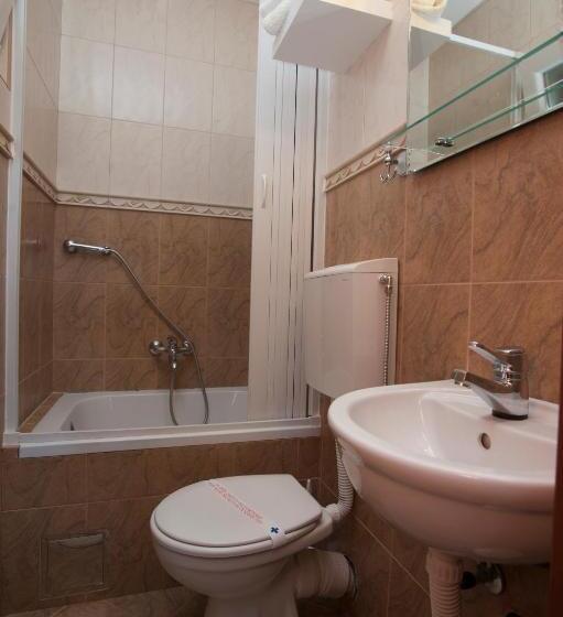 استودیوی استاندارد با چشمانداز دریا, Guest House Medin