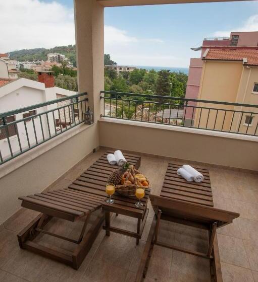 استودیوی استاندارد با چشمانداز دریا, Guest House Medin