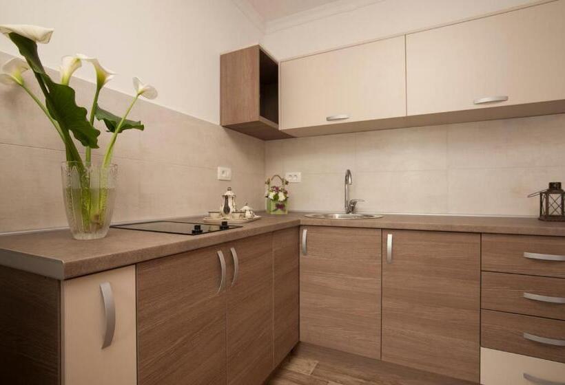 Deluxe Suite Sea View, Guest House Medin