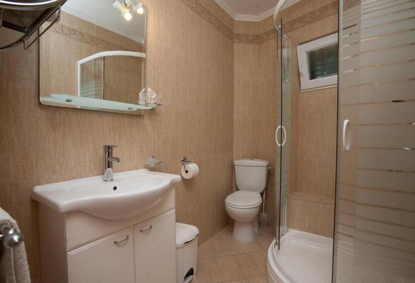 آپارتمان 1 خوابه با چشمانداز جانبی دریا, Guest House Medin