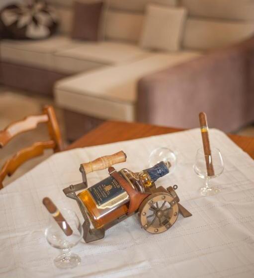 Deluxe Suite Sea View, Guest House Medin