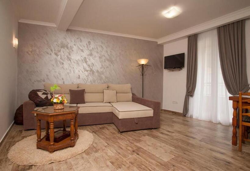 Deluxe Suite Sea View, Guest House Medin