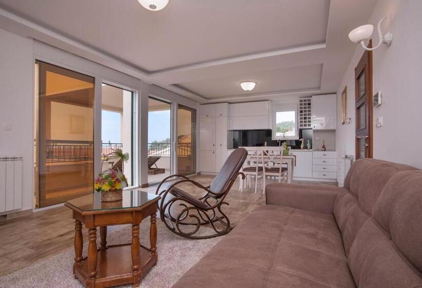 سوئیت پرزیدنت, Guest House Medin