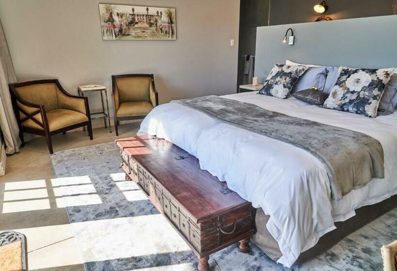 اتاق لوکس, Haus Schwerinsburg Guest House