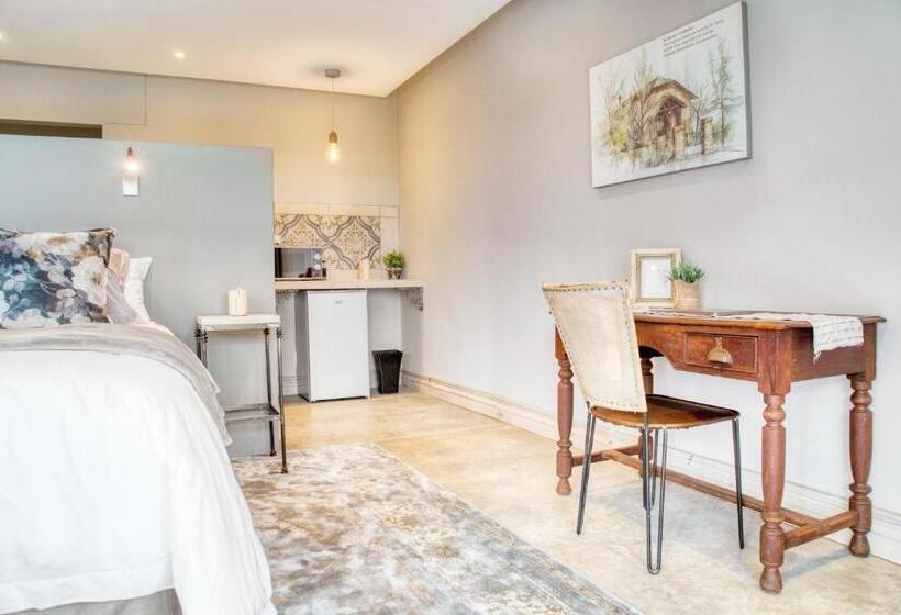 اتاق لوکس, Haus Schwerinsburg Guest House