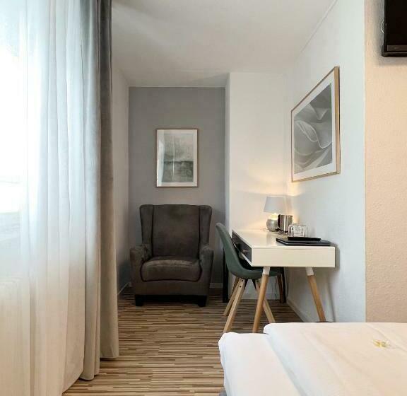 レイクビュースタンダードルーム, Sieben Zimmer Am See