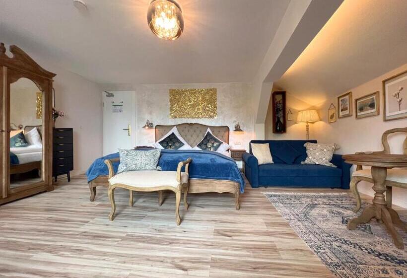 レイクビュースタンダードルーム, Sieben Zimmer Am See