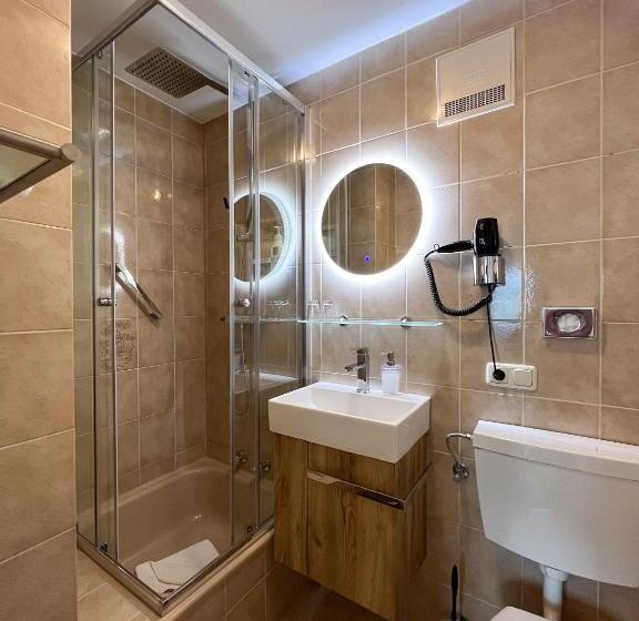 レイクビュースタンダードルーム, Sieben Zimmer Am See