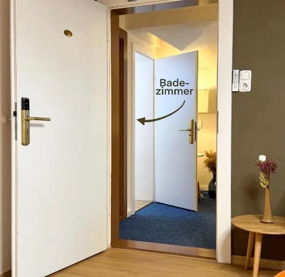 コンフォートルーム, Sieben Zimmer Am See
