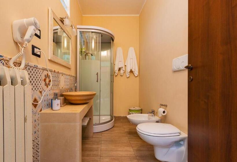 اتاق استاندارد سه نفره, B&b Hestasja Exclusive Rooms & Apartments