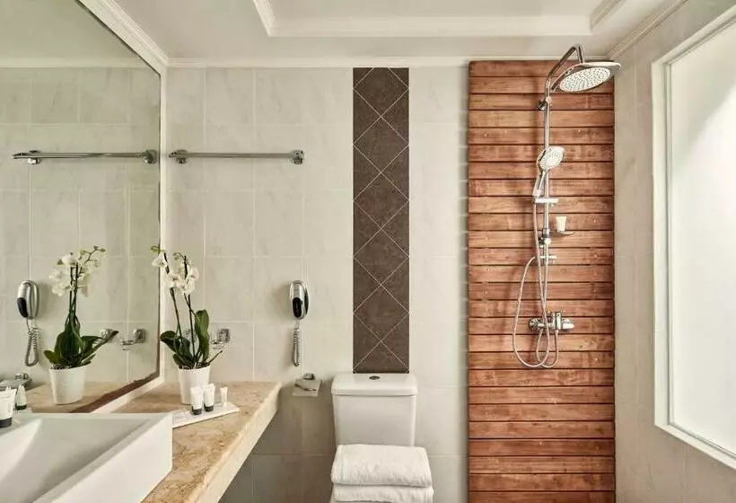 اتاق استاندارد با چشم‌انداز استخر, All Senses Ocean Blue Sea Side Resort - All Inclusive