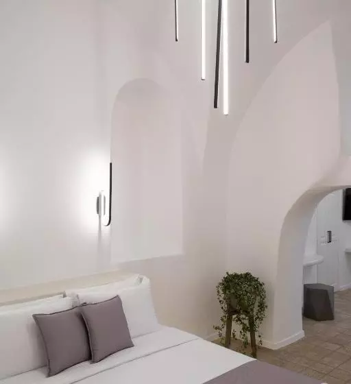 سوئیت جونیور با چشم‌انداز, Asha Luxury Suites