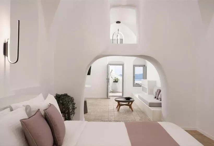 سوئیت جونیور با چشم‌انداز, Asha Luxury Suites