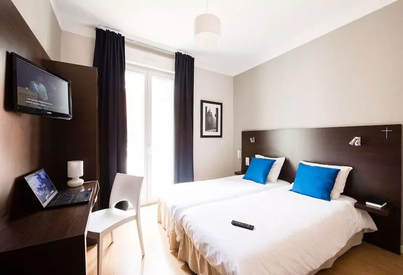 اتاق استاندارد یک نفره, Hôtel Atrium Mondial