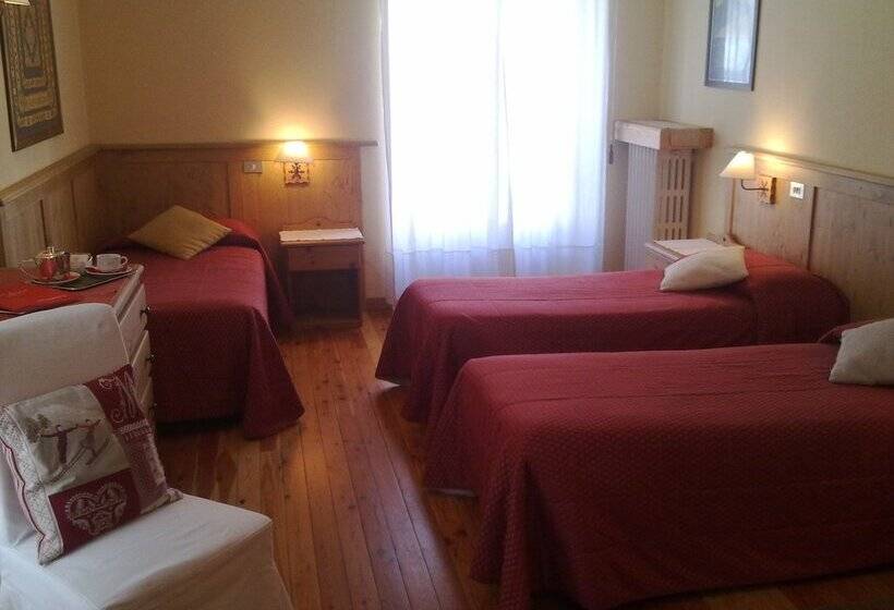 חדר סטנדרט לארבעה, Centrale