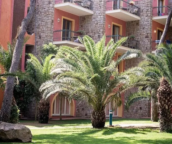 スーペリアールーム, Forte Village Resort  Il Castello