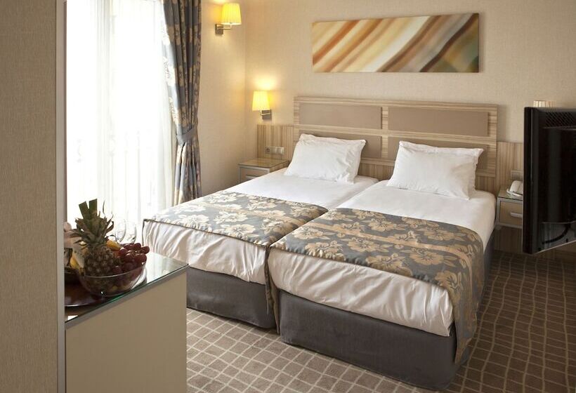 Chambre Standard Individuelle, Nanda