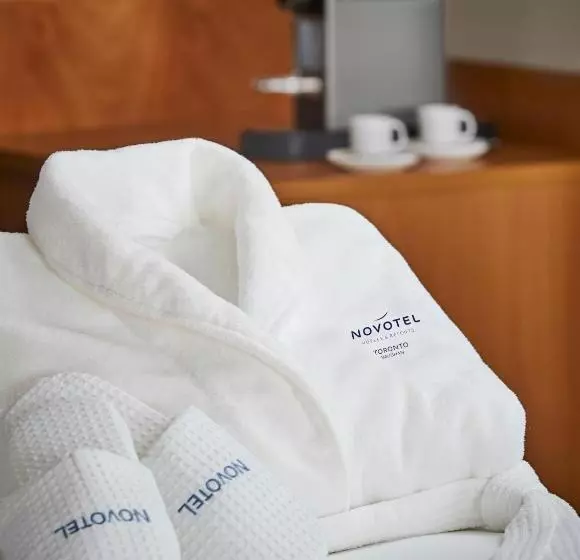 クイーンサイズベッドのエクゼクティブルーム, Novotel Toronto Vaughan Centre