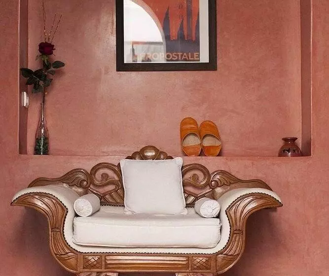 سوییت جونیور, Dar Sohane