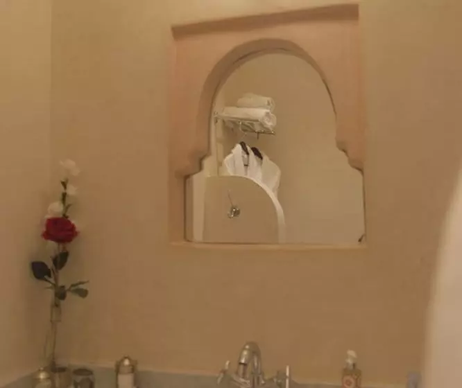 اتاق سوپریور, Dar Sohane