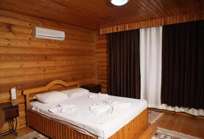 １ベッドルームハウス, Woodline Hotel