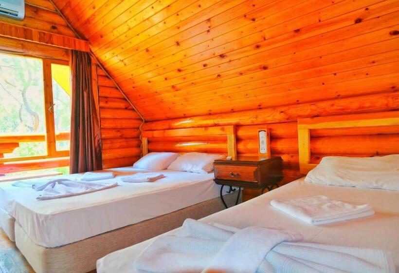 标准单人间, Woodline Hotel