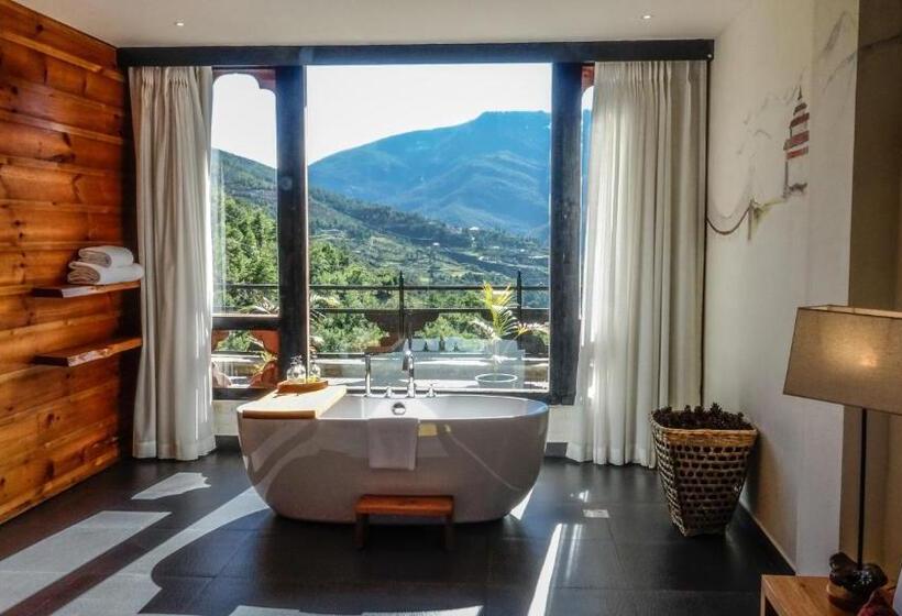 سوییت, The Postcard Dewa, Thimphu, Bhutan