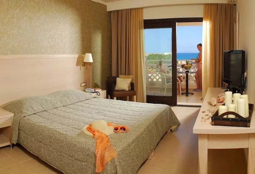 スーペリアールーム, Cactus Royal Spa & Resort Adults Only