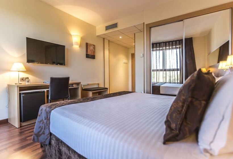 اتاق سوپریور, Desitges