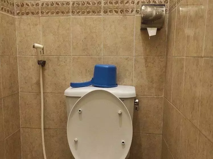 اتاق اکونومی, Duta Guest House