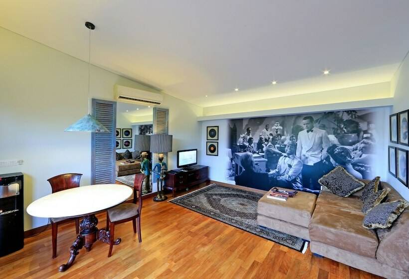 Villa 1 Dormitorio con Piscina, Four On Drupadi