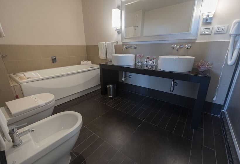 스위트, Grand Hotel Villa Itria Congress & Spa