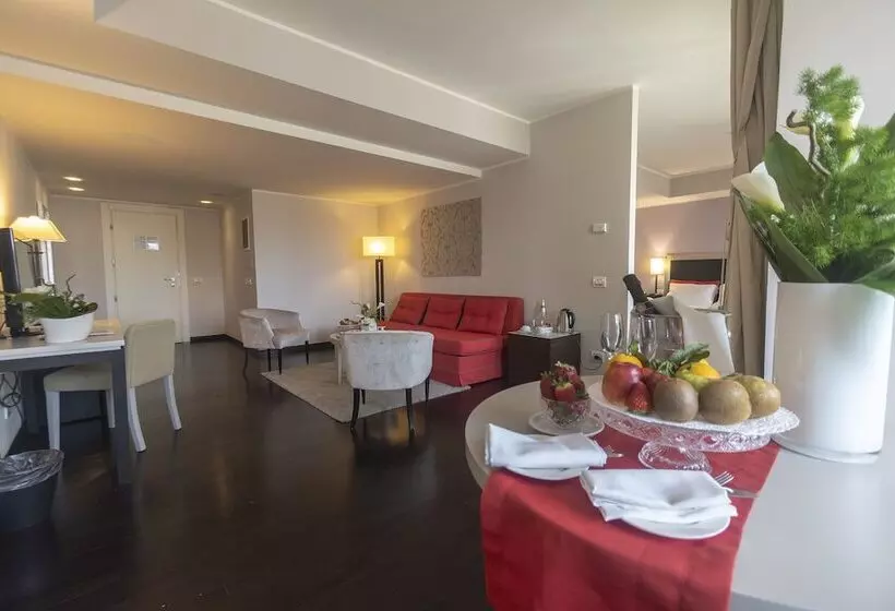 سوییت, Grand Hotel Villa Itria Congress & Spa