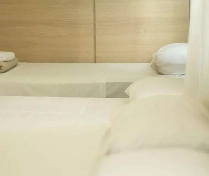 Deluxe Neljän Hengen Huone, Lago Da Palma