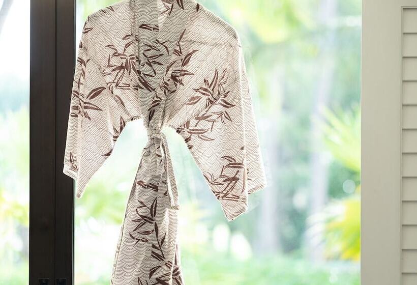 Номер Стандарт Вид на Море, Lotus Honolulu At Diamond Head