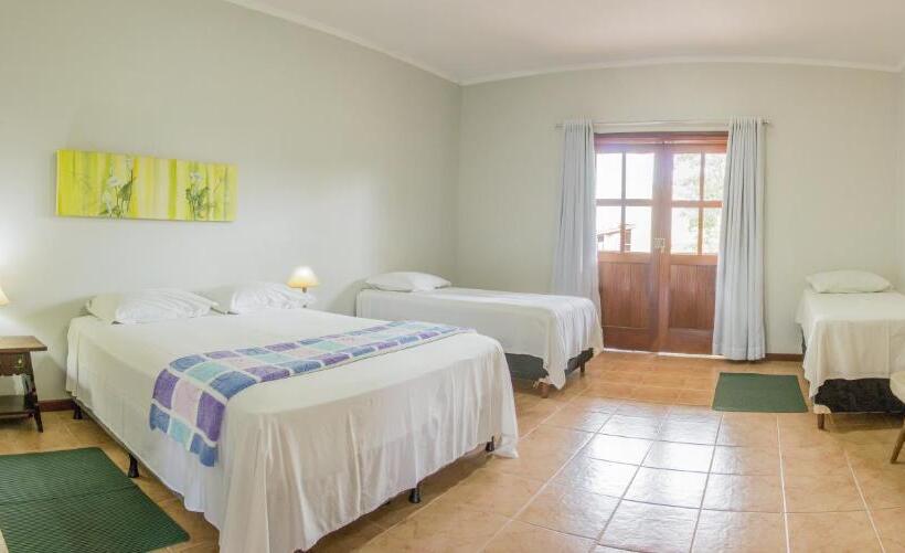 غرفة إقتصادية رباعية, Pousada Girassol