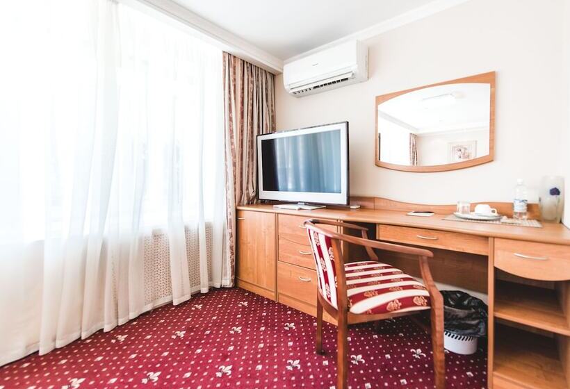 اتاق استاندارد یک نفره, Prikamie