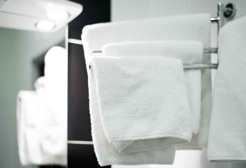 Номер Стандарт, Russky Kapital