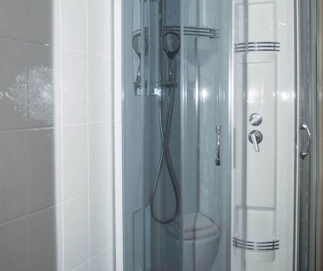 Полулюкс, Russky Kapital